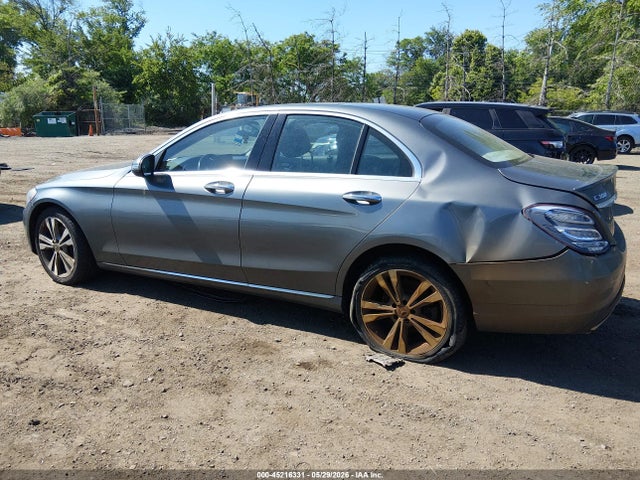 2018 Mercedes-benz C 300 4matic მანქანა იყიდება აუქციონზე, vin: 55SWF4KB5JU245456, აუქციონის ნომერი: 45216331