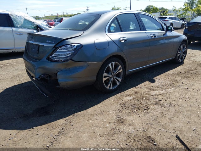 2018 Mercedes-benz C 300 4matic მანქანა იყიდება აუქციონზე, vin: 55SWF4KB5JU245456, აუქციონის ნომერი: 45216331
