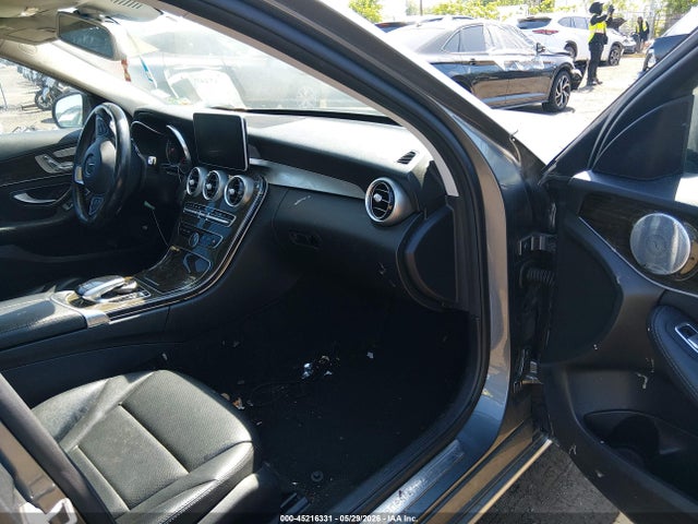 2018 Mercedes-benz C 300 4matic მანქანა იყიდება აუქციონზე, vin: 55SWF4KB5JU245456, აუქციონის ნომერი: 45216331
