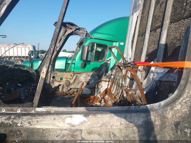 Auction sale of the 2013 Freightliner M2 106 Medium Duty, vin: 1FVACWDT8DDFD5971, lot number: 45216438