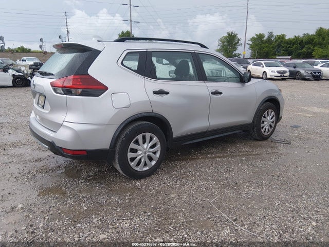 Nissan ROGUE S 2018 JN8AT2MT8JW460571 Image 4
