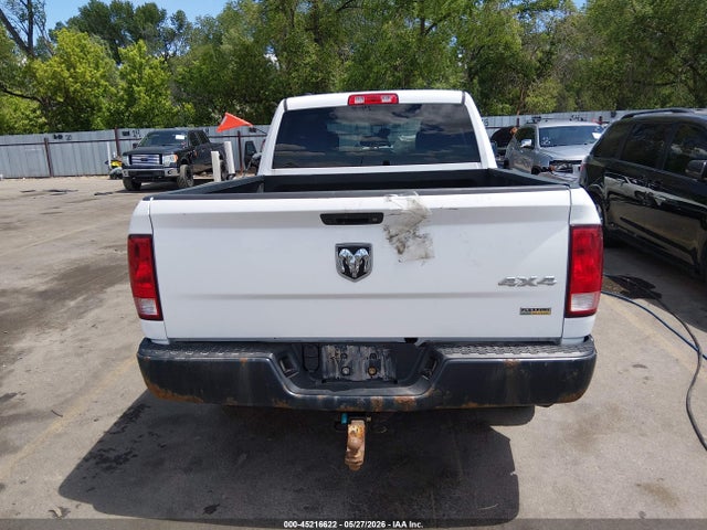 2018 Ram 1500 Tradesman  4x4 6'4 Box მანქანა იყიდება აუქციონზე, vin: 1C6RR7FG9JS218896, აუქციონის ნომერი: 45216622