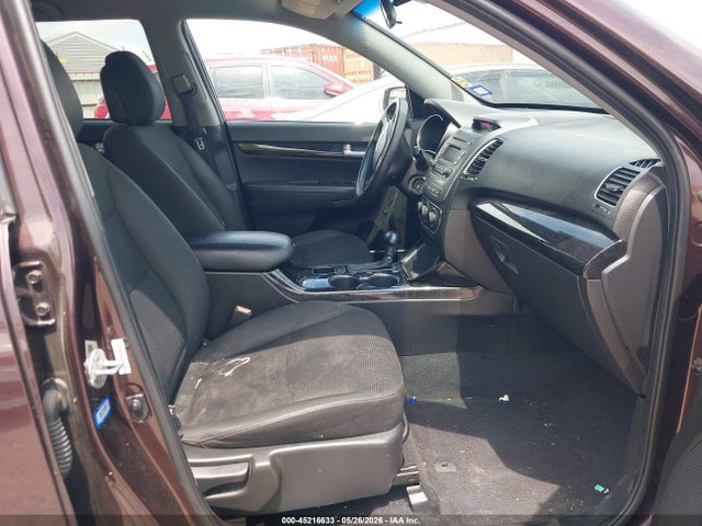 2015 Kia Sorento Lx მანქანა იყიდება აუქციონზე, vin: 5XYKT3A63FG596261, აუქციონის ნომერი: 45216633
