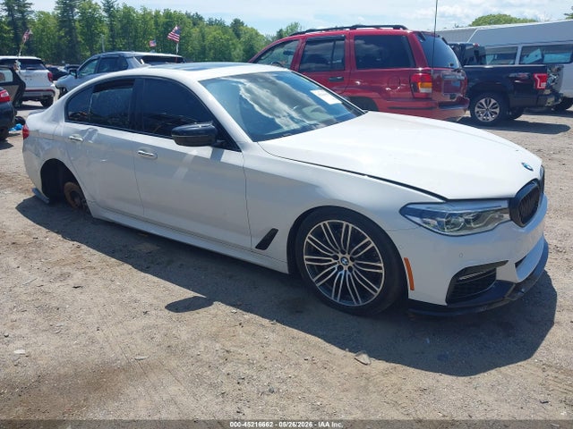 45216662 :رقم المزاد ، WBAJE7C36HG888886 vin ، 2017 Bmw 540i Xdrive مزاد بيع