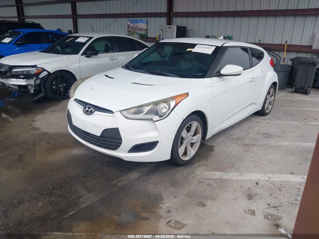 Aukcja sprzedaży 2014 Hyundai Veloster Base W/gray, vin: KMHTC6AD4EU185268, numer aukcji: 45216667