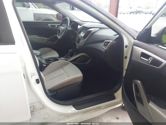 Aukcja sprzedaży 2014 Hyundai Veloster Base W/gray, vin: KMHTC6AD4EU185268, numer aukcji: 45216667