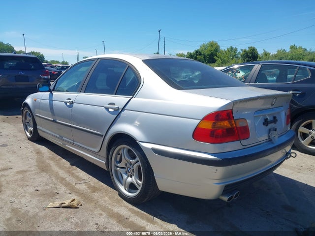 2003 Bmw 330i მანქანა იყიდება აუქციონზე, vin: WBAEV53413KM32718, აუქციონის ნომერი: 45216679
