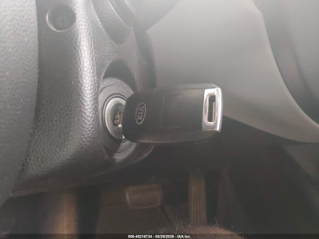 45216734 :رقم المزاد ، KNDJP3A58E7701363 vin ، 2014 Kia Soul + مزاد بيع