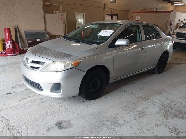 2013 Toyota Corolla L მანქანა იყიდება აუქციონზე, vin: 5YFBU4EE3DP147983, აუქციონის ნომერი: 45216750