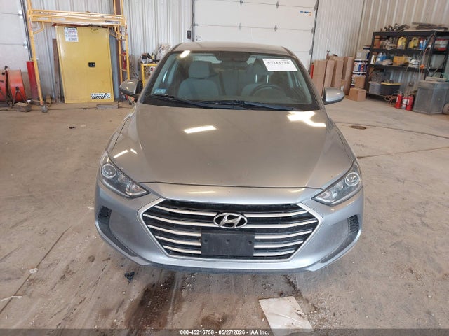 Продажа на аукционе авто 2017 Hyundai Elantra Se, vin: 5NPD74LF0HH195133, номер лота: 45216758