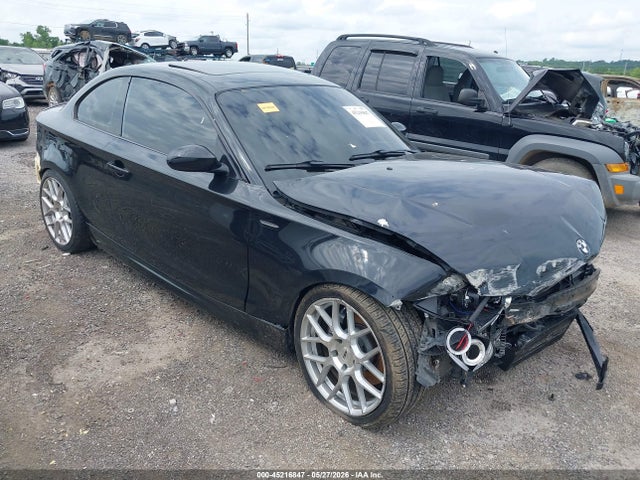 45216847 :رقم المزاد ، WBAUC735X8VF24392 vin ، 2008 Bmw 135i مزاد بيع