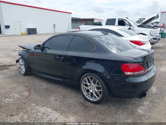 45216847 :رقم المزاد ، WBAUC735X8VF24392 vin ، 2008 Bmw 135i مزاد بيع