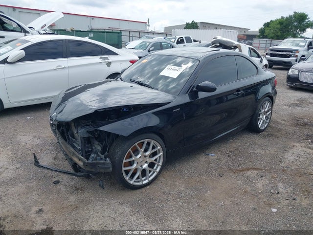 45216847 :رقم المزاد ، WBAUC735X8VF24392 vin ، 2008 Bmw 135i مزاد بيع