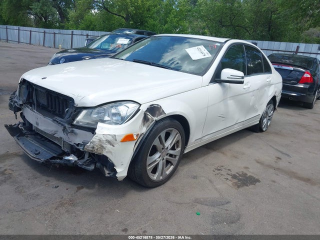 Aukcja sprzedaży 2013 Mercedes-benz C 300 Luxury 4matic, vin: WDDGF8AB1DF952896, numer aukcji: 45216878