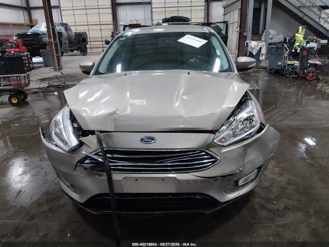 Ford Focus Titanium 2016 1FADP3N28GL321470 Image 6
