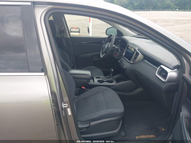2016 Kia Sorento 3.3l Lx მანქანა იყიდება აუქციონზე, vin: 5XYPGDA55GG177000, აუქციონის ნომერი: 45216902