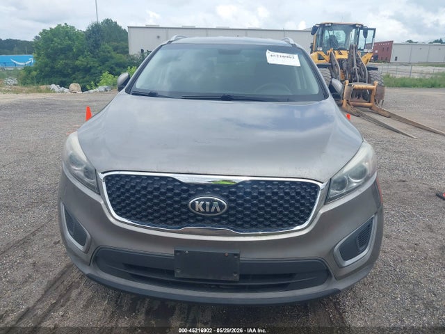 2016 Kia Sorento 3.3l Lx მანქანა იყიდება აუქციონზე, vin: 5XYPGDA55GG177000, აუქციონის ნომერი: 45216902