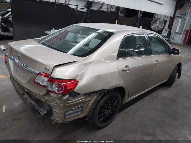 45216923 :رقم المزاد ، 2T1BU4EE8DC939126 vin ، 2013 Toyota Corolla Le مزاد بيع