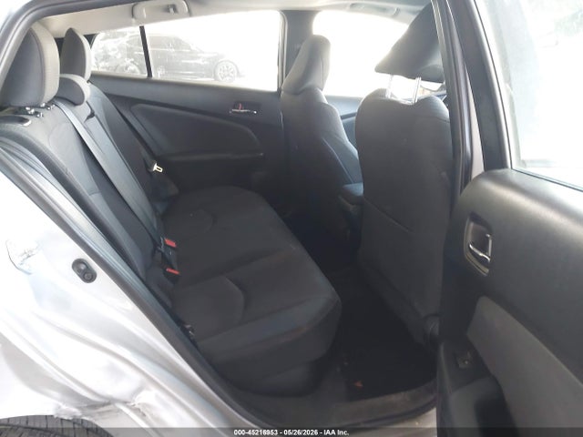 Toyota Prius Three 2016 JTDKARFU5G3008981 Image 8