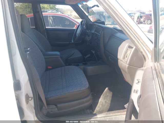 45216966 :رقم المزاد ، 1J4FF48S8YL211568 vin ، 2000 Jeep Cherokee Sport مزاد بيع