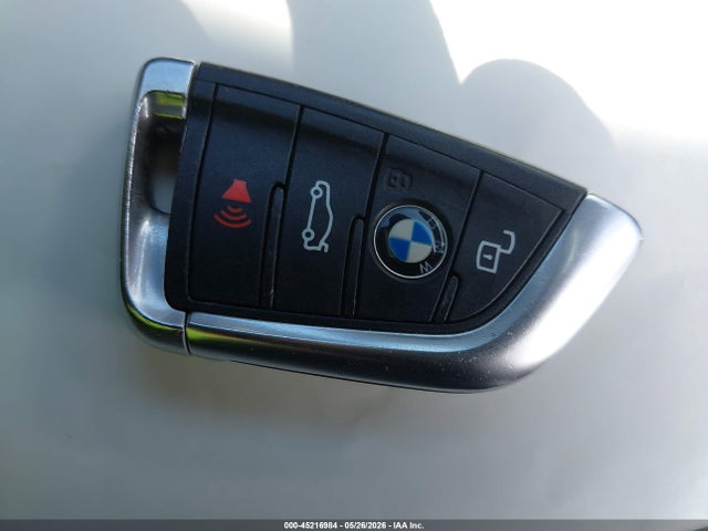 2020 Bmw 330i მანქანა იყიდება აუქციონზე, vin: 3MW5R1J0XL8B16734, აუქციონის ნომერი: 45216984