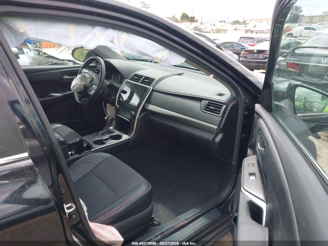 4T1BF1FK4GU241743 Toyota CAMRY SE