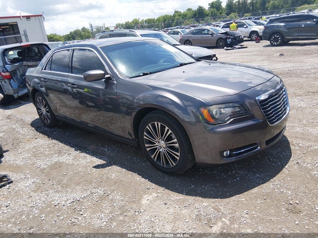 2013 Chrysler 300 300s მანქანა იყიდება აუქციონზე, vin: 2C3CCAGT8DH744011, აუქციონის ნომერი: 45217009