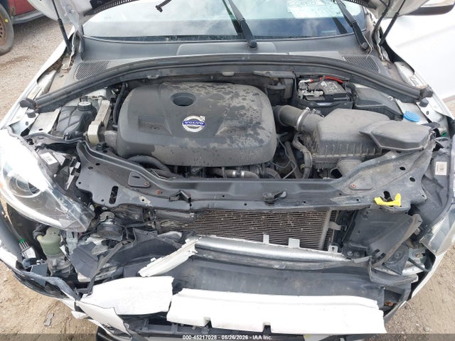 Продажа на аукционе авто 2015 Volvo Xc60 T5 Platinum, vin: YV440MDM3F2698149, номер лота: 45217028
