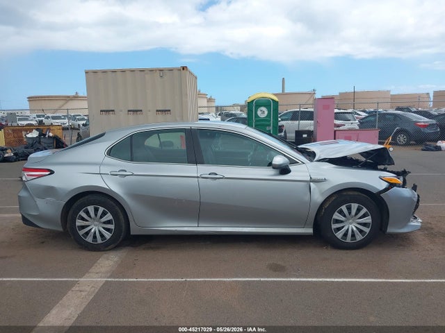 45217029 :رقم المزاد ، 4T1C31AK7LU518142 vin ، 2020 Toyota Camry Le Hybrid مزاد بيع