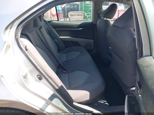 45217029 :رقم المزاد ، 4T1C31AK7LU518142 vin ، 2020 Toyota Camry Le Hybrid مزاد بيع