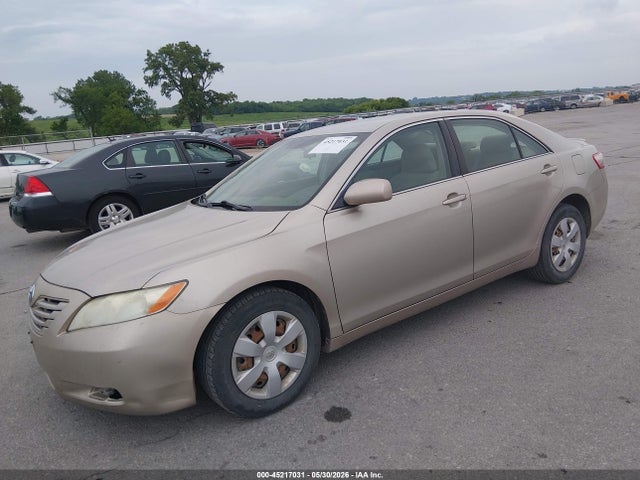 45217031 :رقم المزاد ، 4T1BE46K47U177546 vin ، 2007 Toyota Camry Le مزاد بيع