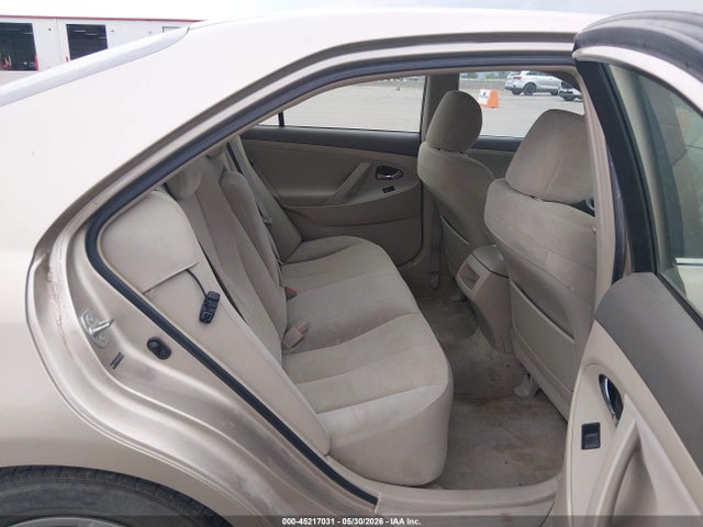 45217031 :رقم المزاد ، 4T1BE46K47U177546 vin ، 2007 Toyota Camry Le مزاد بيع