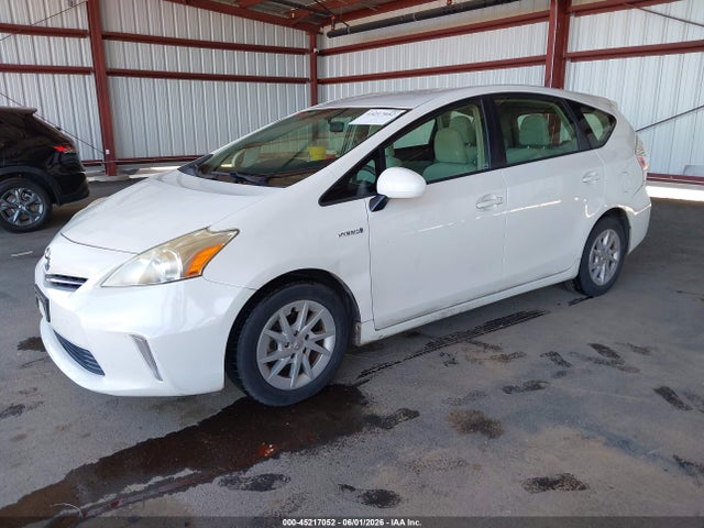 Продаж на аукціоні авто 2013 Toyota Prius V Three, vin: JTDZN3EUXD3229733, номер лоту: 45217052
