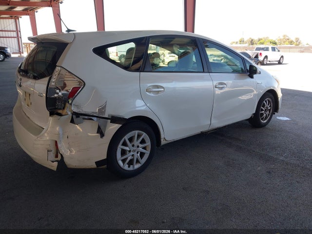 Продаж на аукціоні авто 2013 Toyota Prius V Three, vin: JTDZN3EUXD3229733, номер лоту: 45217052