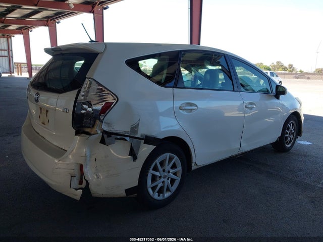 Продаж на аукціоні авто 2013 Toyota Prius V Three, vin: JTDZN3EUXD3229733, номер лоту: 45217052