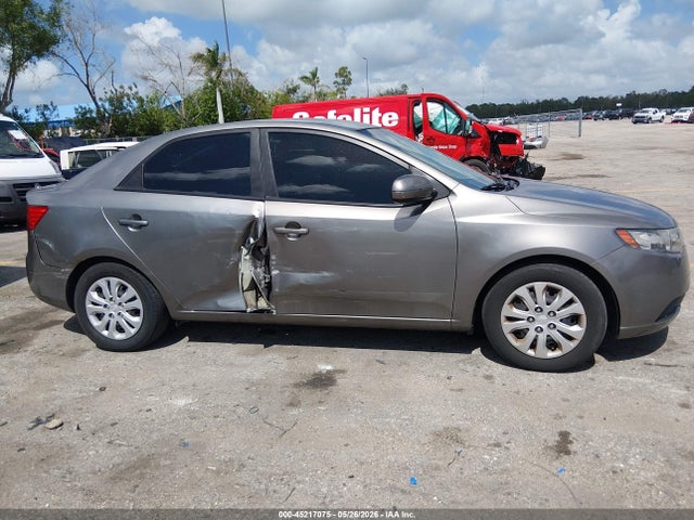 2012 Kia Forte Ex მანქანა იყიდება აუქციონზე, vin: KNAFU4A22C5511655, აუქციონის ნომერი: 45217075