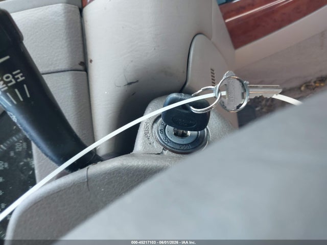 Продажа на аукционе авто 2004 Toyota Camry Xle, vin: 4T1BE32K74U919689, номер лота: 45217103