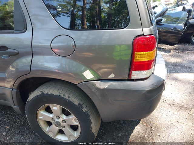 Продажа на аукционе авто 2005 Ford Escape Xlt, vin: 1FMYU93185DA03093, номер лота: 45217111