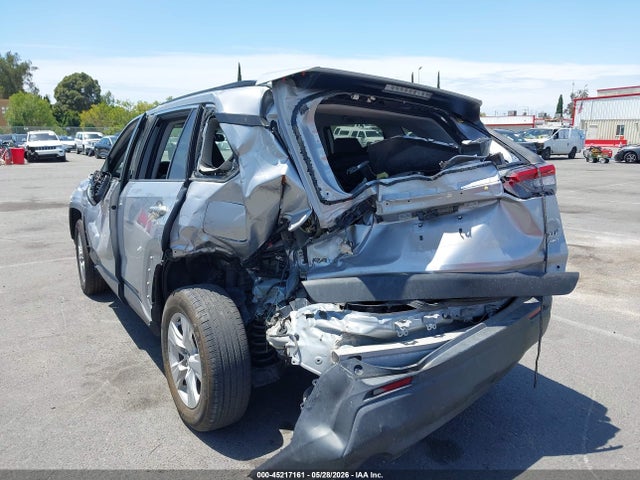 Toyota Rav4 Xle 2021 2T3P1RFV8MC157409 Image 3