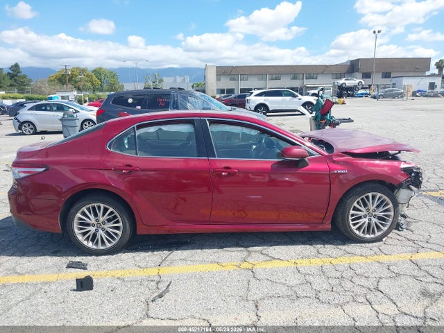 4T1F31AK6LU541957 Toyota Camry Xle Hybrid