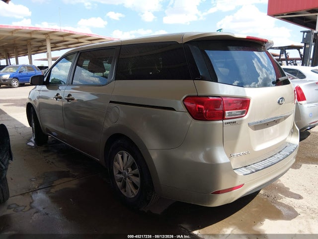 KIA SEDONA LX 2017 KNDMB5C14H6227987 Image 3