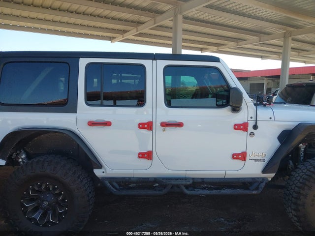 1C4HJXDN8KW670930 Jeep Wrangler Unlimited Sport S 4x4