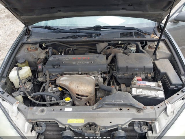 2004 Toyota Camry Le მანქანა იყიდება აუქციონზე, vin: 4T1BE32K74U927534, აუქციონის ნომერი: 45217295