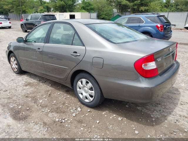 2004 Toyota Camry Le მანქანა იყიდება აუქციონზე, vin: 4T1BE32K74U927534, აუქციონის ნომერი: 45217295