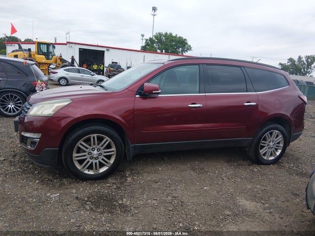 45217315 :رقم المزاد ، 1GNKRGKD5FJ386156 vin ، 2015 Chevrolet Traverse 1lt مزاد بيع