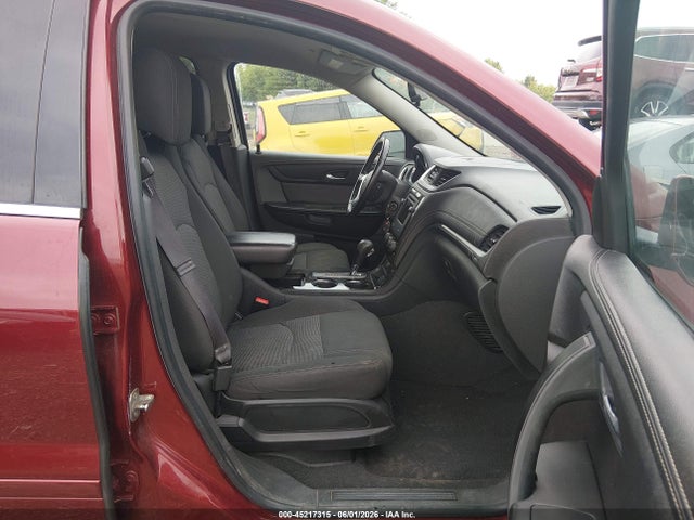 45217315 :رقم المزاد ، 1GNKRGKD5FJ386156 vin ، 2015 Chevrolet Traverse 1lt مزاد بيع