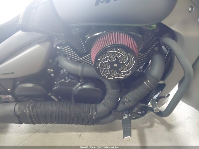 JS1VY53A7H2100414 Suzuki VZR1800