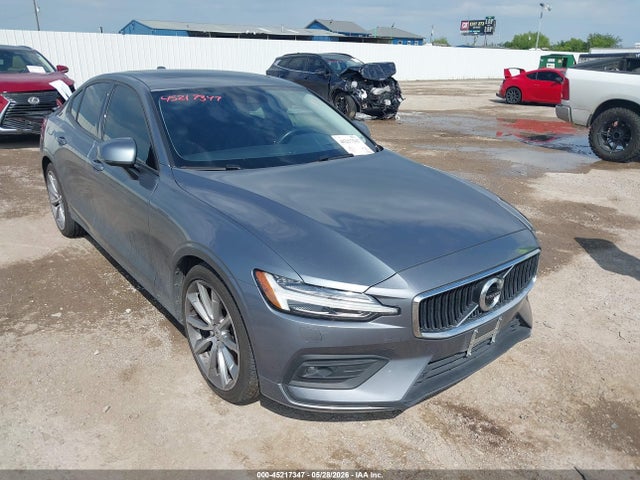 Aukcja sprzedaży 2020 Volvo S60 T6 Momentum, vin: 7JRA22TK5LG067990, numer aukcji: 45217347