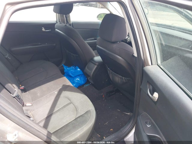 45217350 :رقم المزاد ، 5XXGT4L34GG106348 vin ، 2016 Kia Optima Lx مزاد بيع