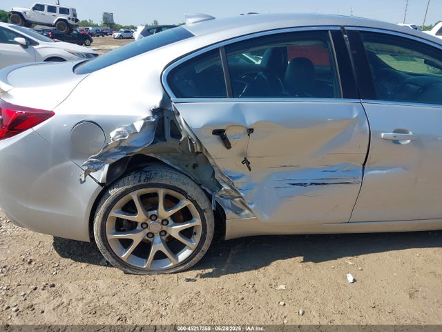 45217358 :رقم المزاد ، 2G4GT5GX6F9279972 vin ، 2015 Buick Regal Gs مزاد بيع